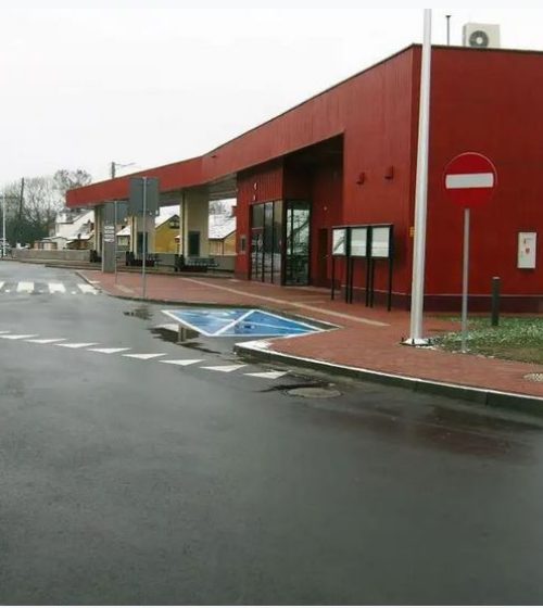 hrubieszowskie-centrum-komunikacyjne-elewacja-front-01