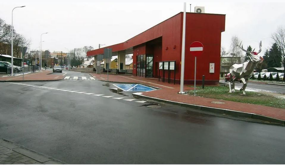 hrubieszowskie-centrum-komunikacyjne-elewacja-front-01